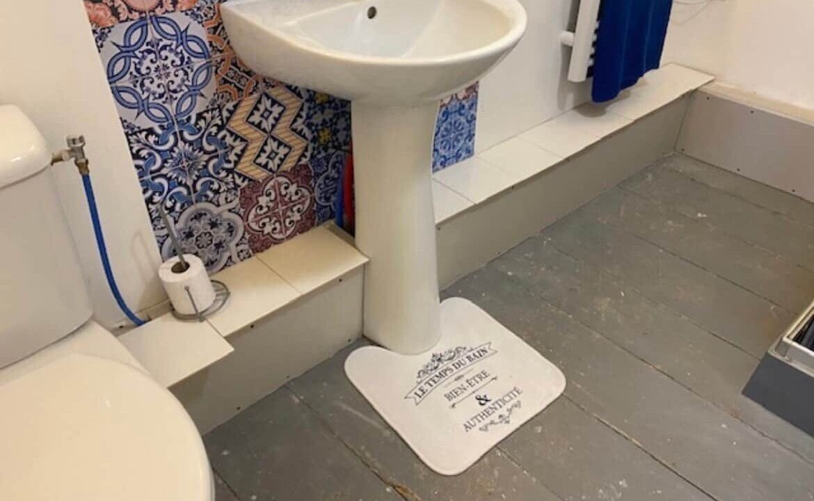 Photo of Bathroom in Quillan