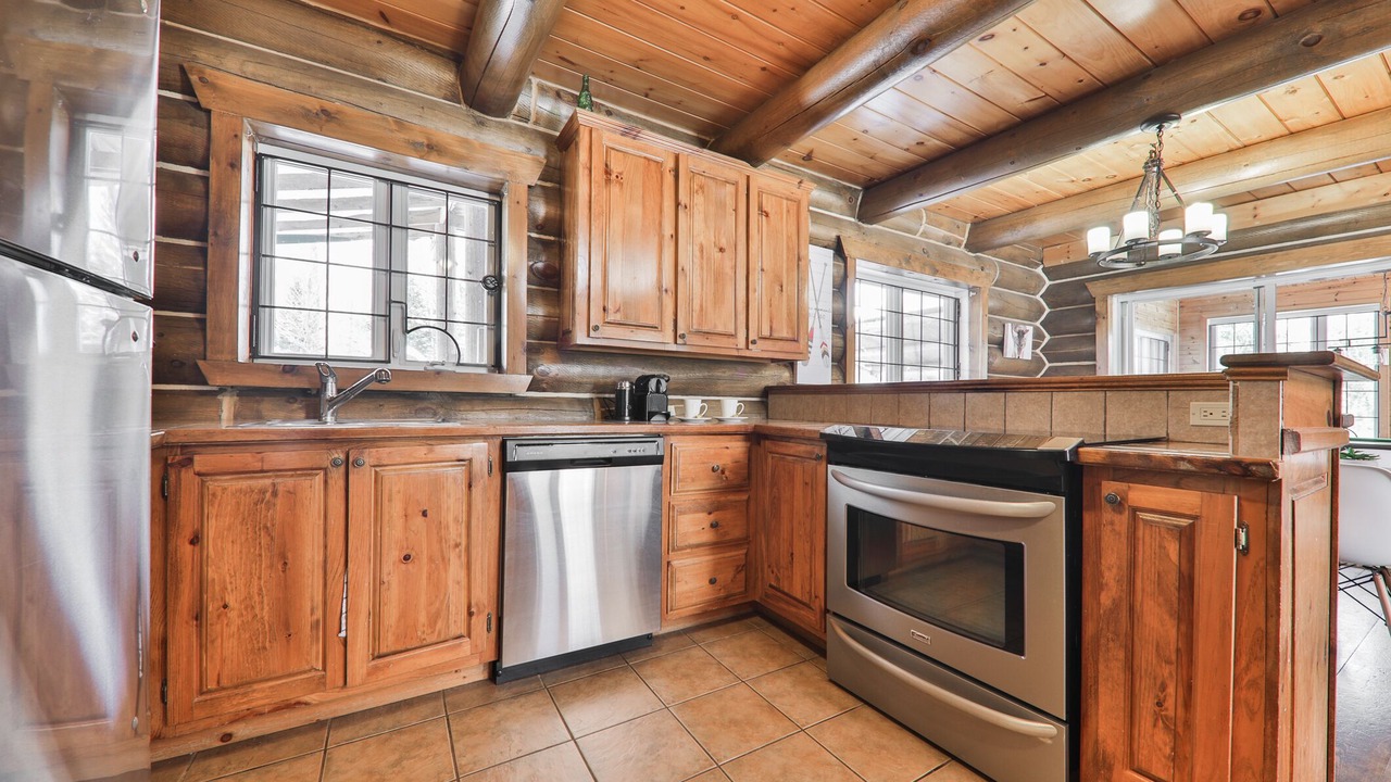 Photo of Kitchen in Argenteuil Regional County Municipality