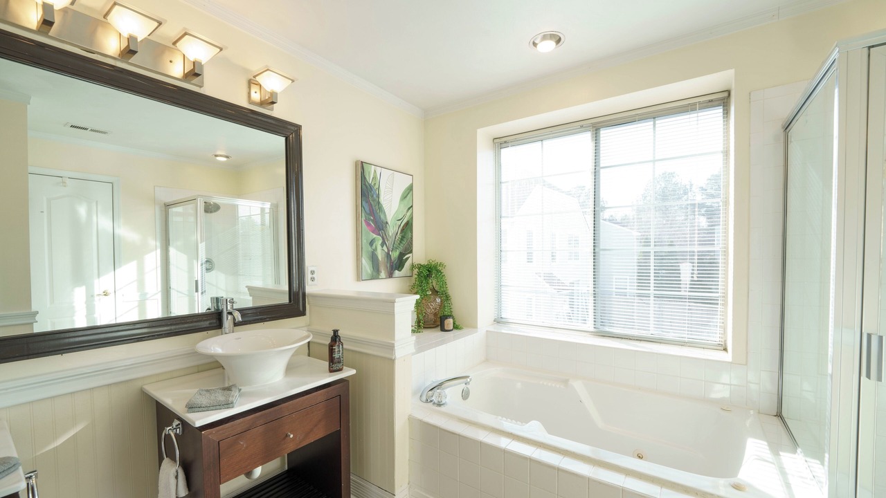 Photo of Bathroom in Western Branch North