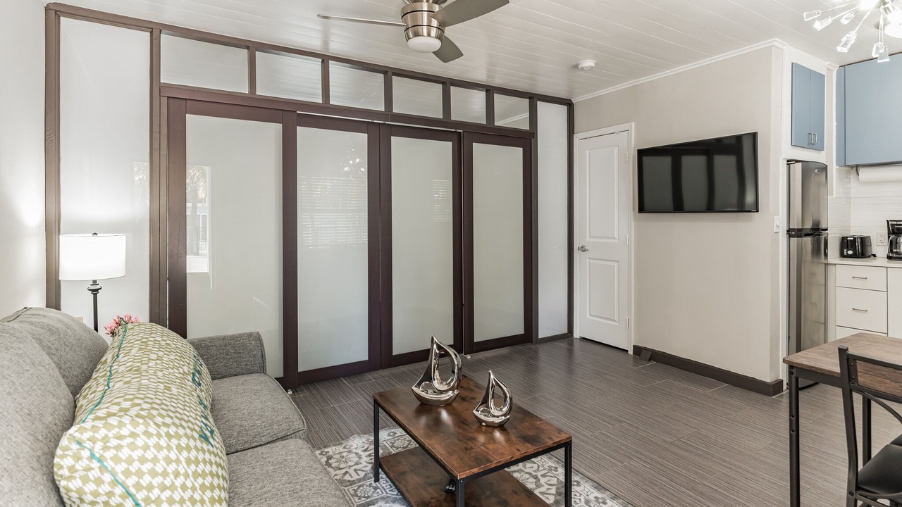 Photo of Livingroom in Singer Island