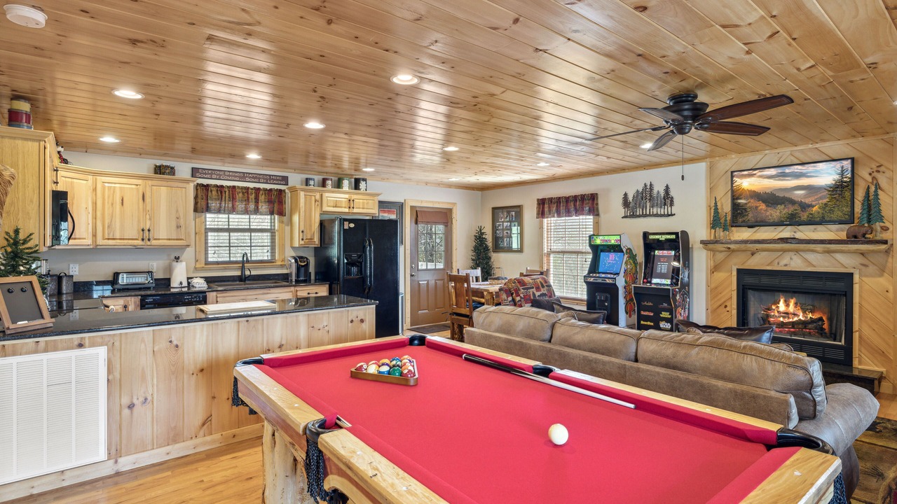 Photo of Bedroom in Wears Valley