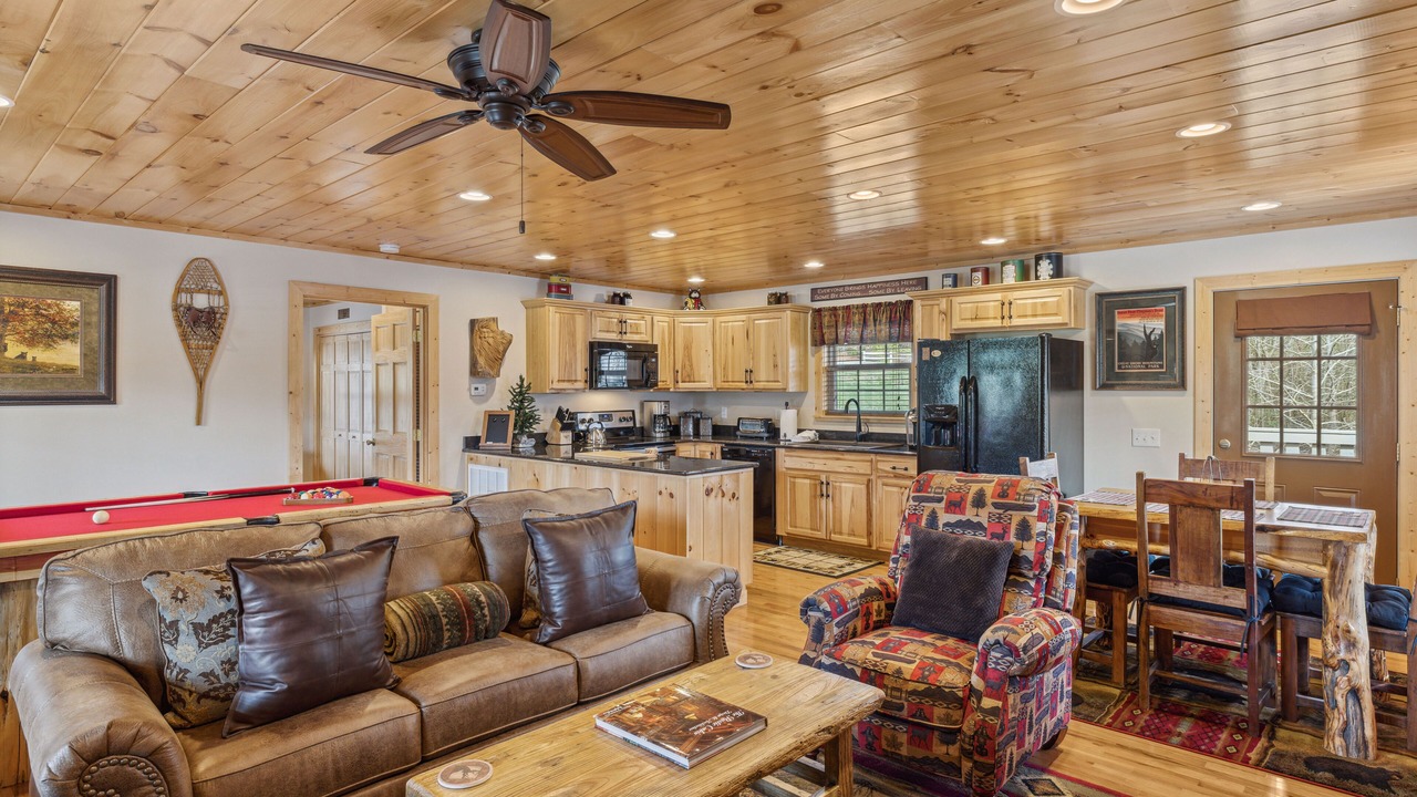 Photo of Bedroom in Wears Valley