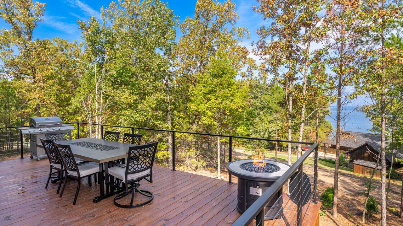 Photo of Outdoor in Dogwood