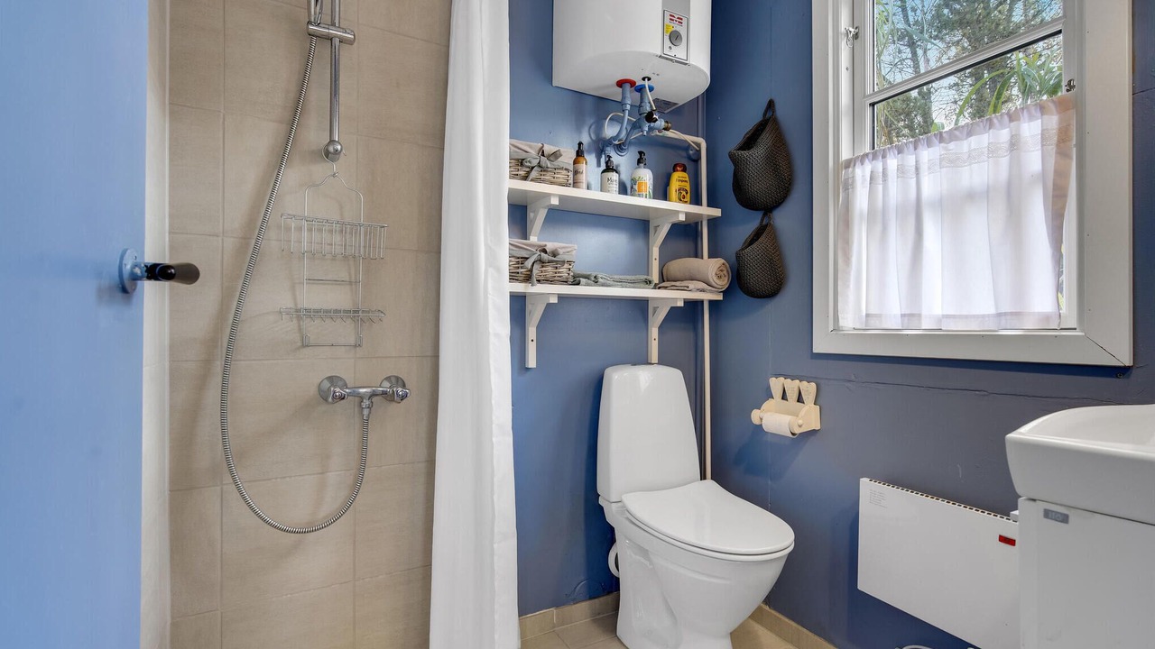 Photo of Bathroom in Yderby