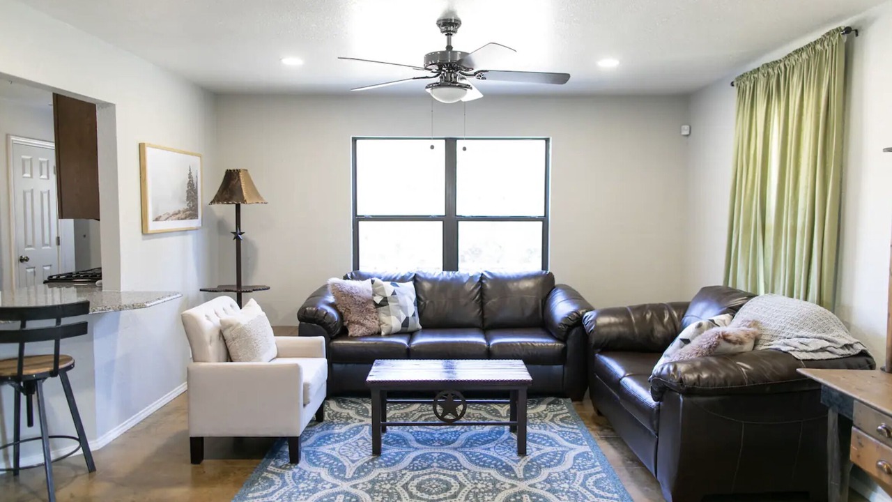 Photo of Bedroom in McLennan County