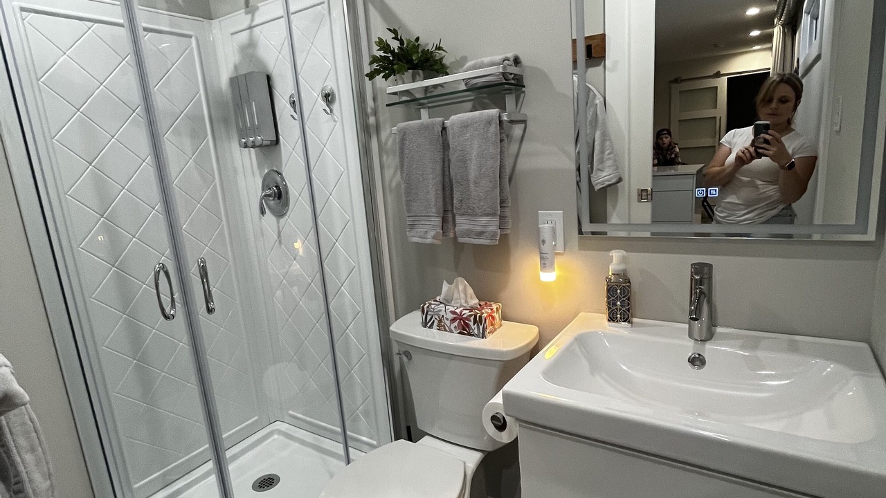 Photo of Bathroom in Sainte-Anne-de-Kent