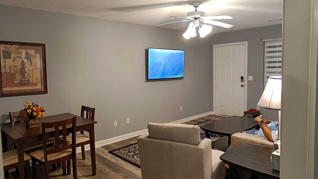 Photo of Livingroom in Mount Berry