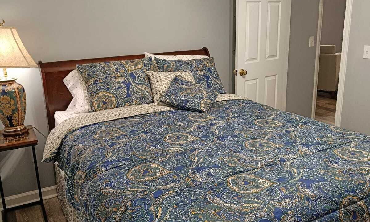 Photo of Bedroom in Mount Berry