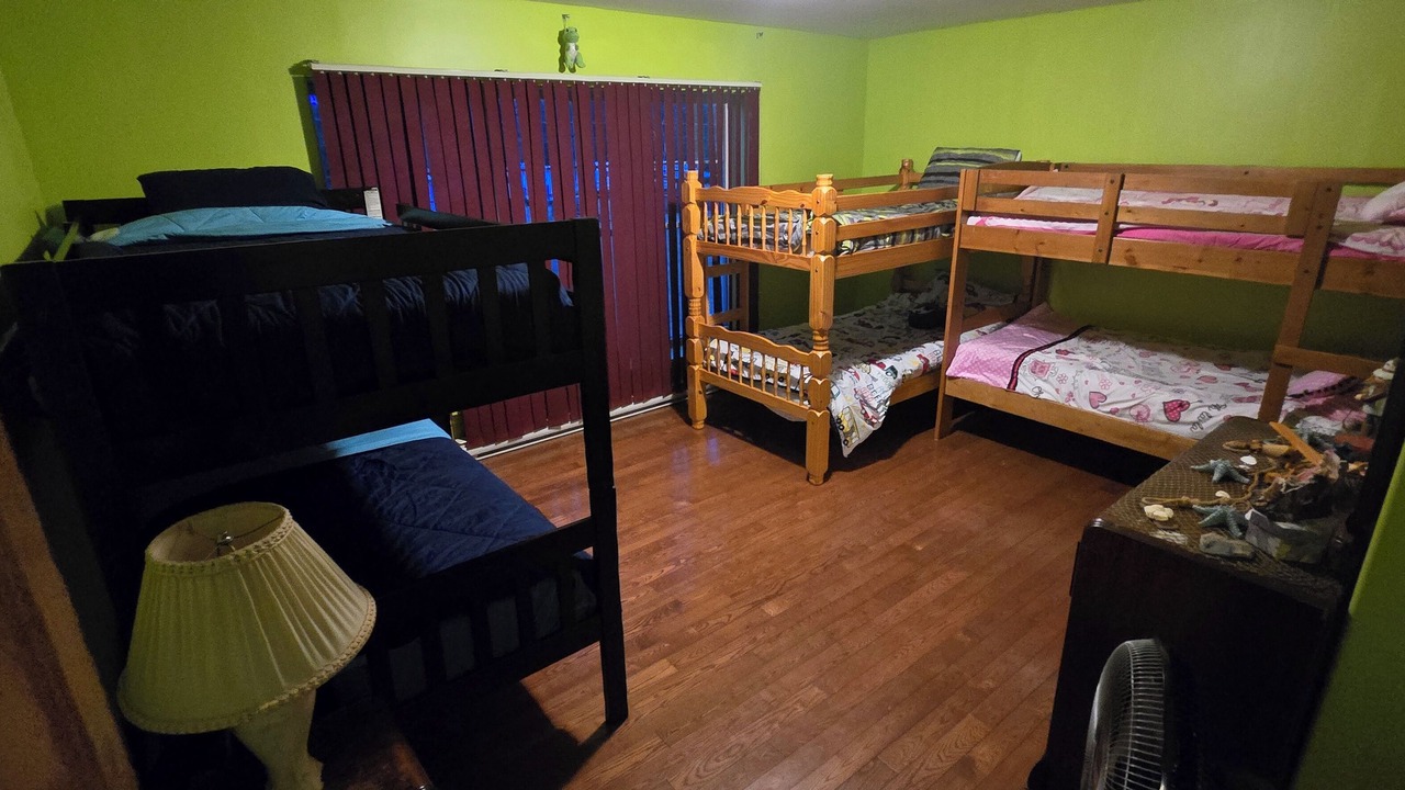 Photo of Bedroom in Colchester County