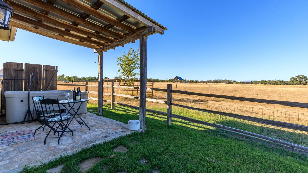 Photo of Outdoor in Grapetown