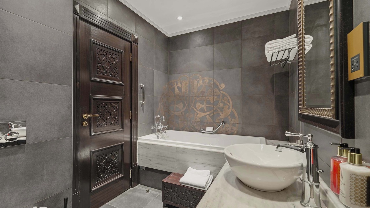 Photo of Bathroom in Palm Jumeirah