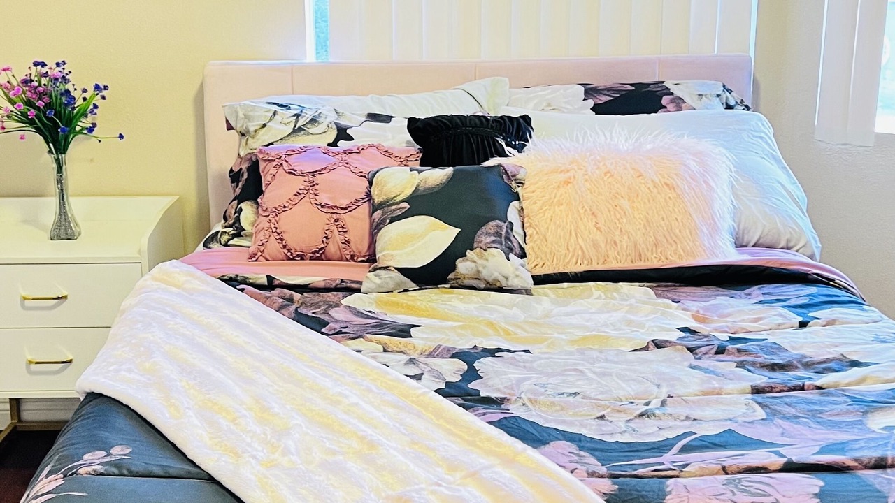 Photo of Bedroom in Southridge Village