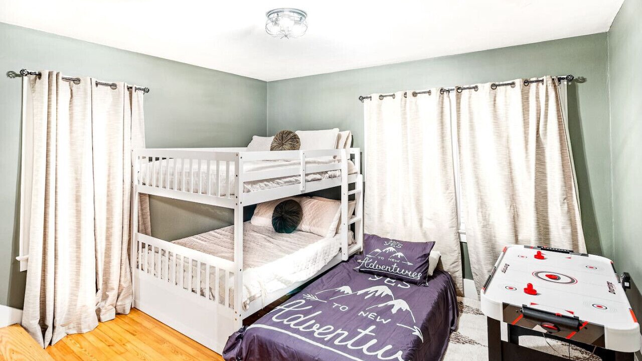 Photo of Bedroom in Jeffersonville