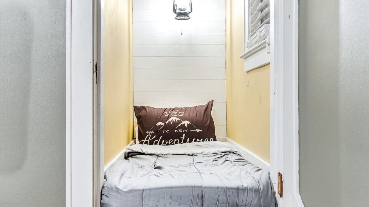 Photo of Bedroom in Jeffersonville