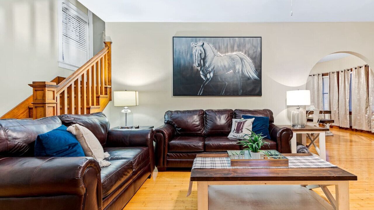 Photo of Livingroom in Jeffersonville