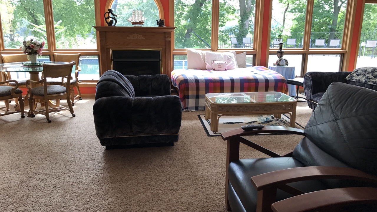 Photo of Livingroom in East Moline