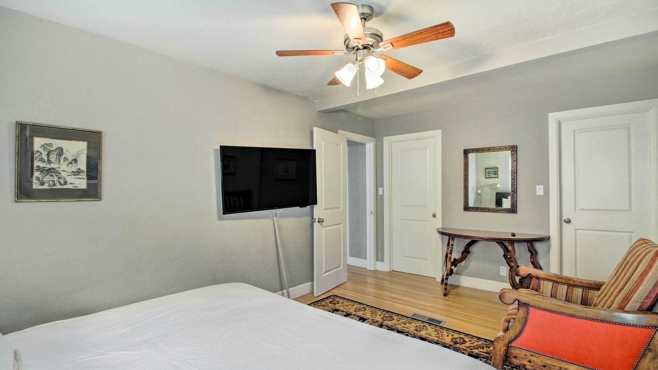 Photo of Bedroom in Victory Hills