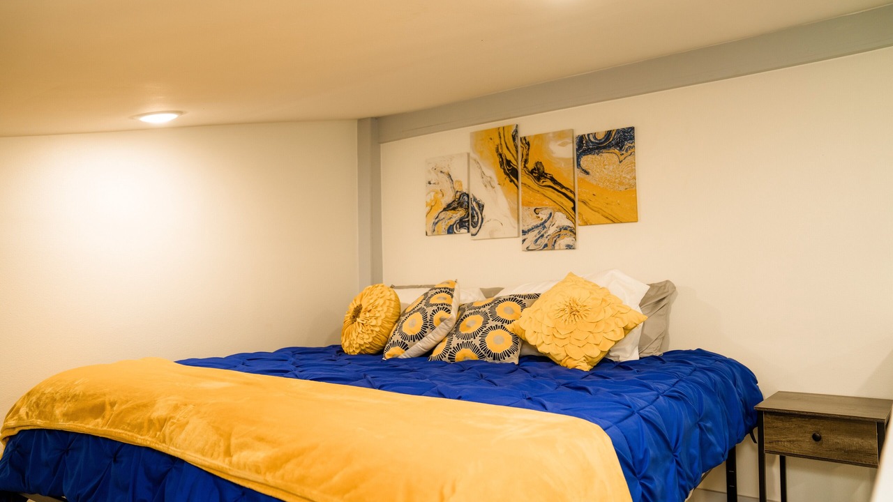 Photo of Bedroom in Mountain View