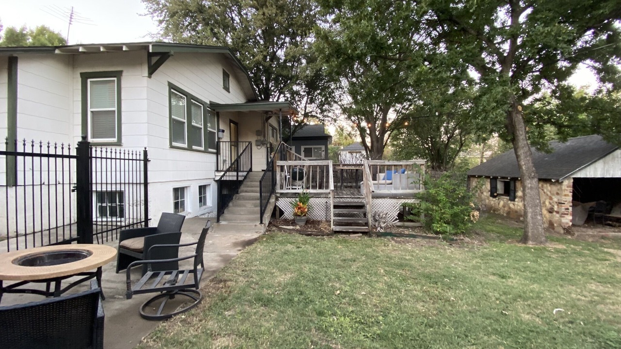 Photo of Patio Balcony in Fort Worth