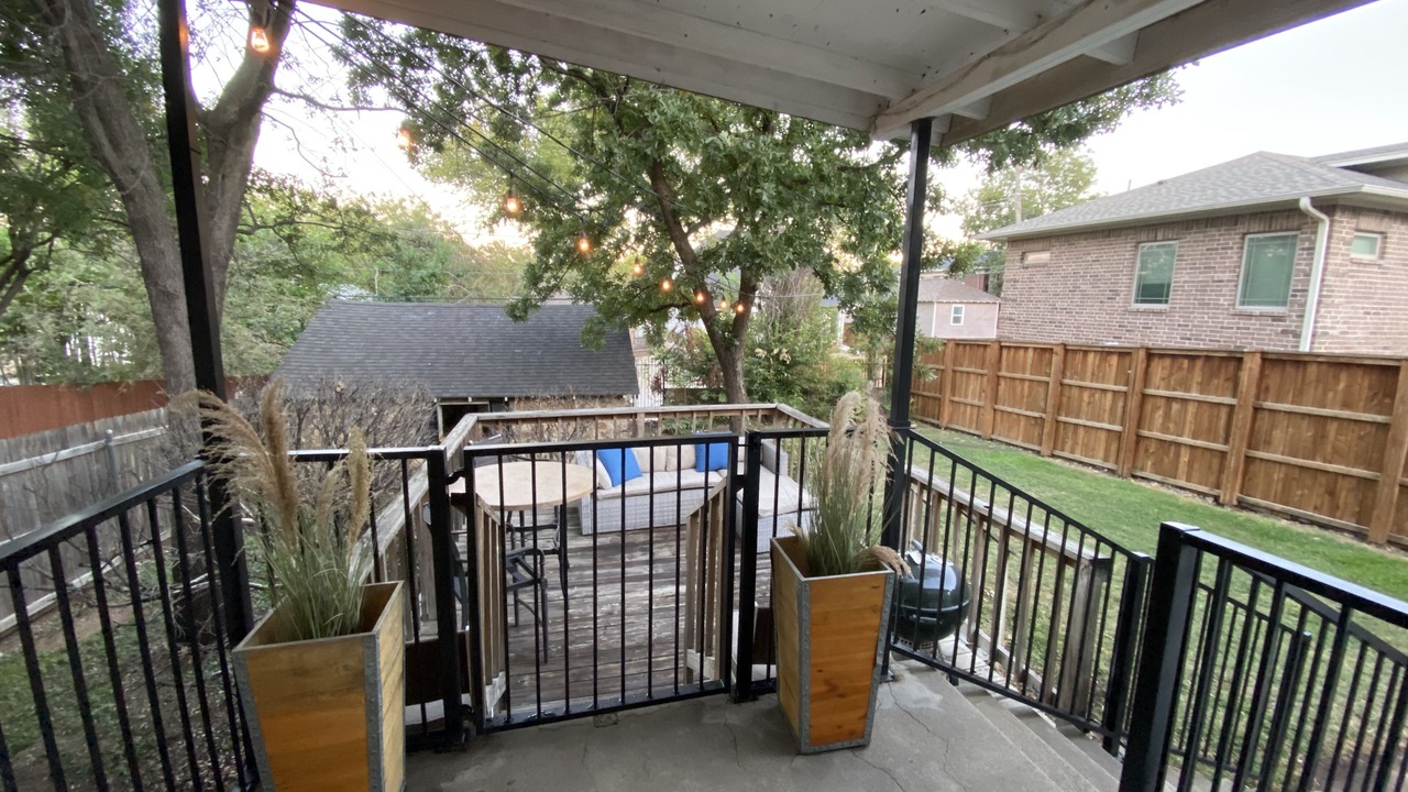 Photo of Patio Balcony in Fort Worth