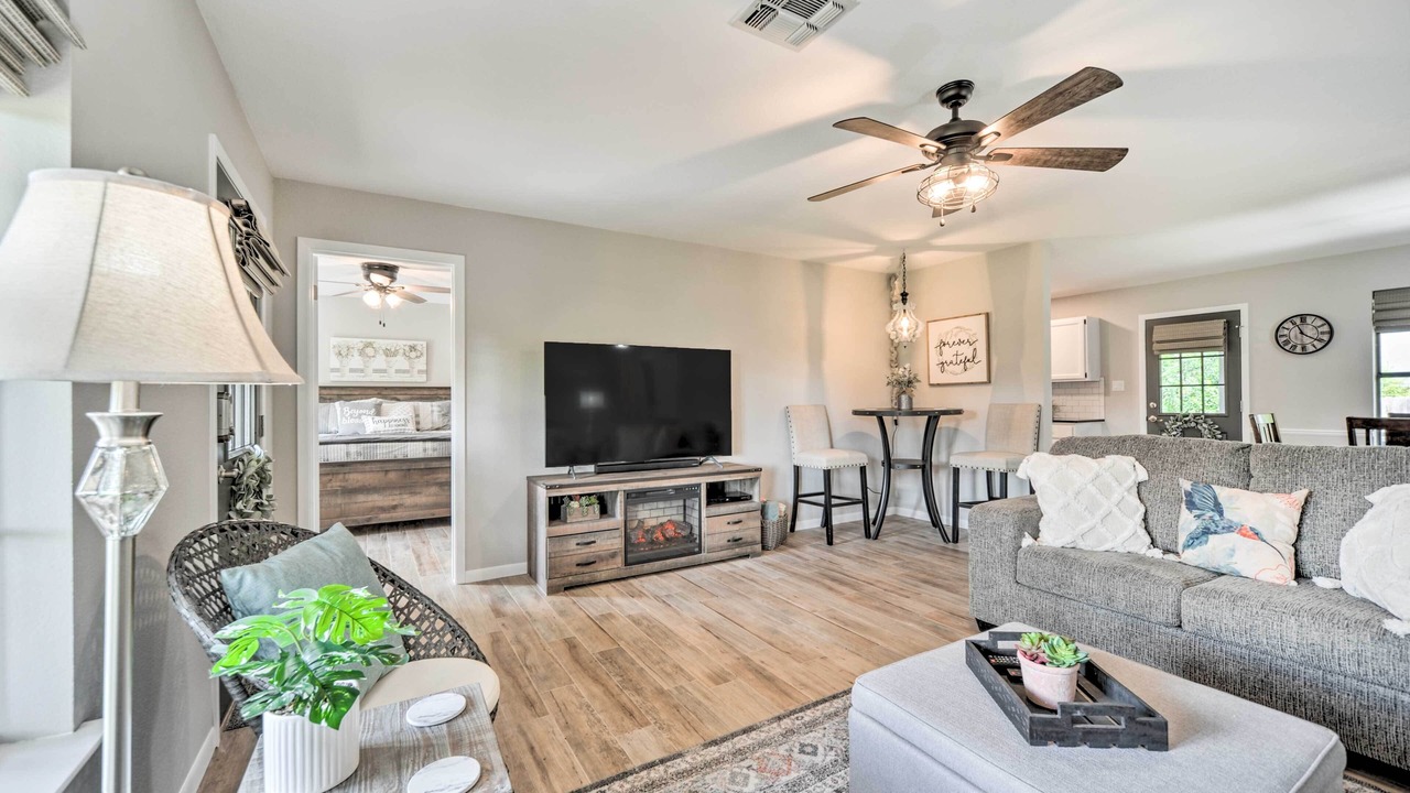 Photo of Livingroom in Fredericksburg
