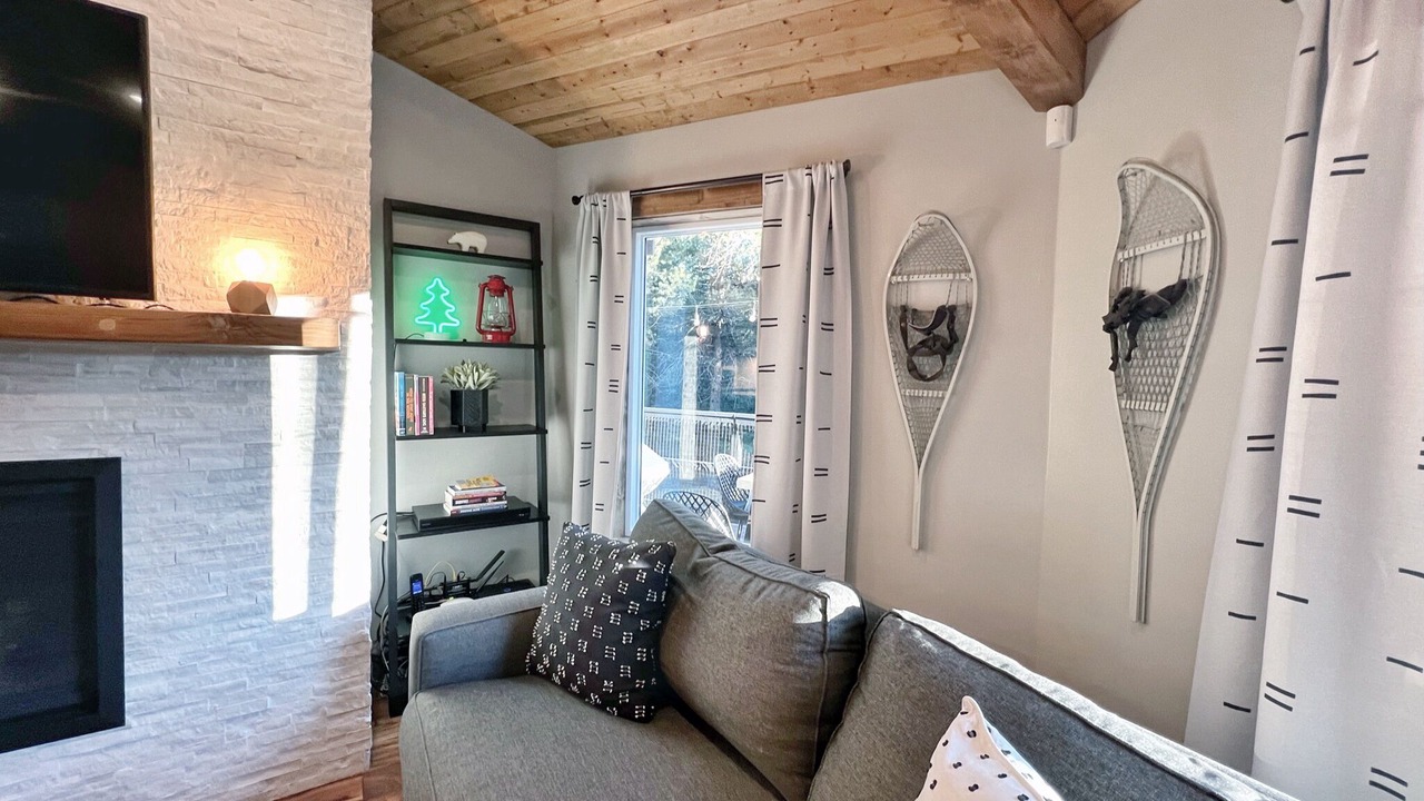 Photo of Bedroom in Echo Lake