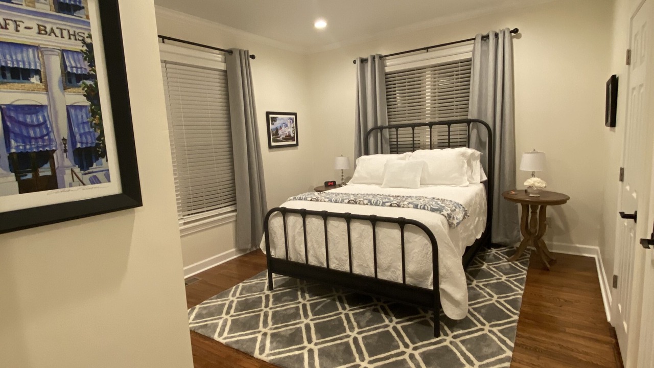 Photo of Bedroom in Hot Springs