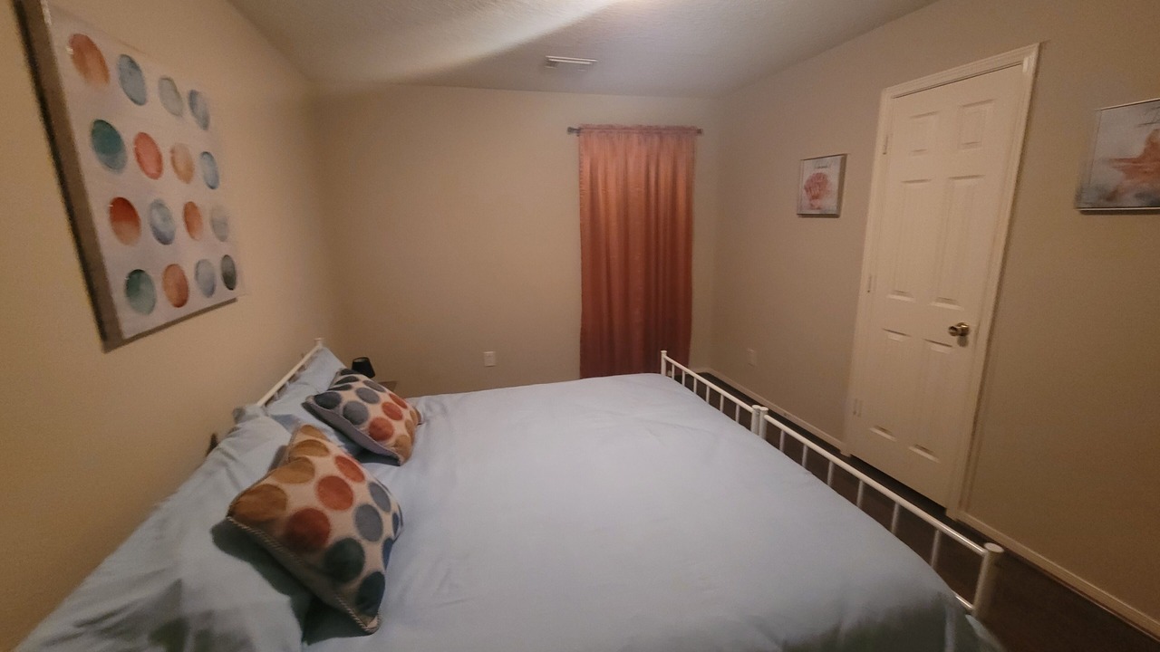 Photo of Bedroom in Atascocita