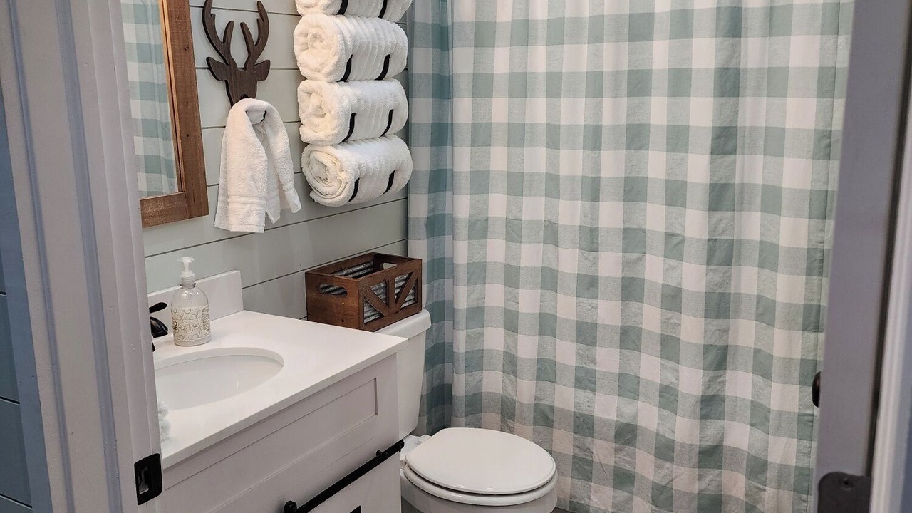 Photo of Bathroom in Skiatook