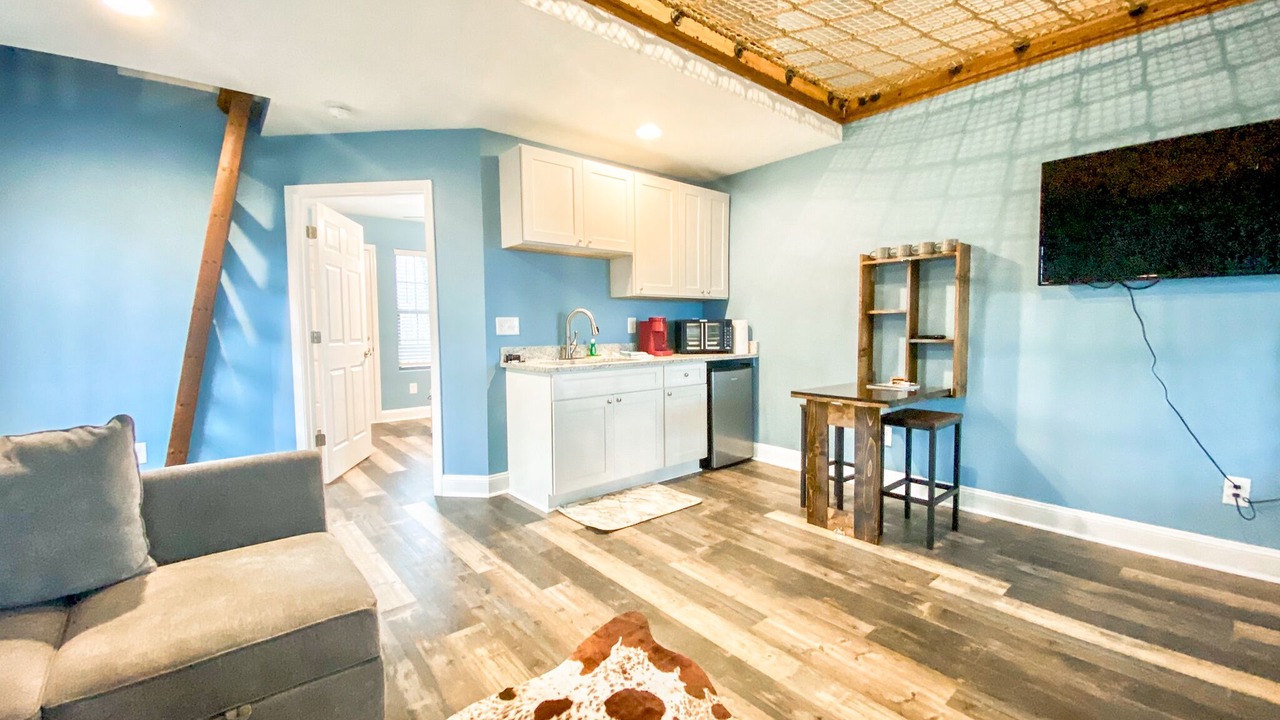 Photo of Livingroom in Clarks Hill