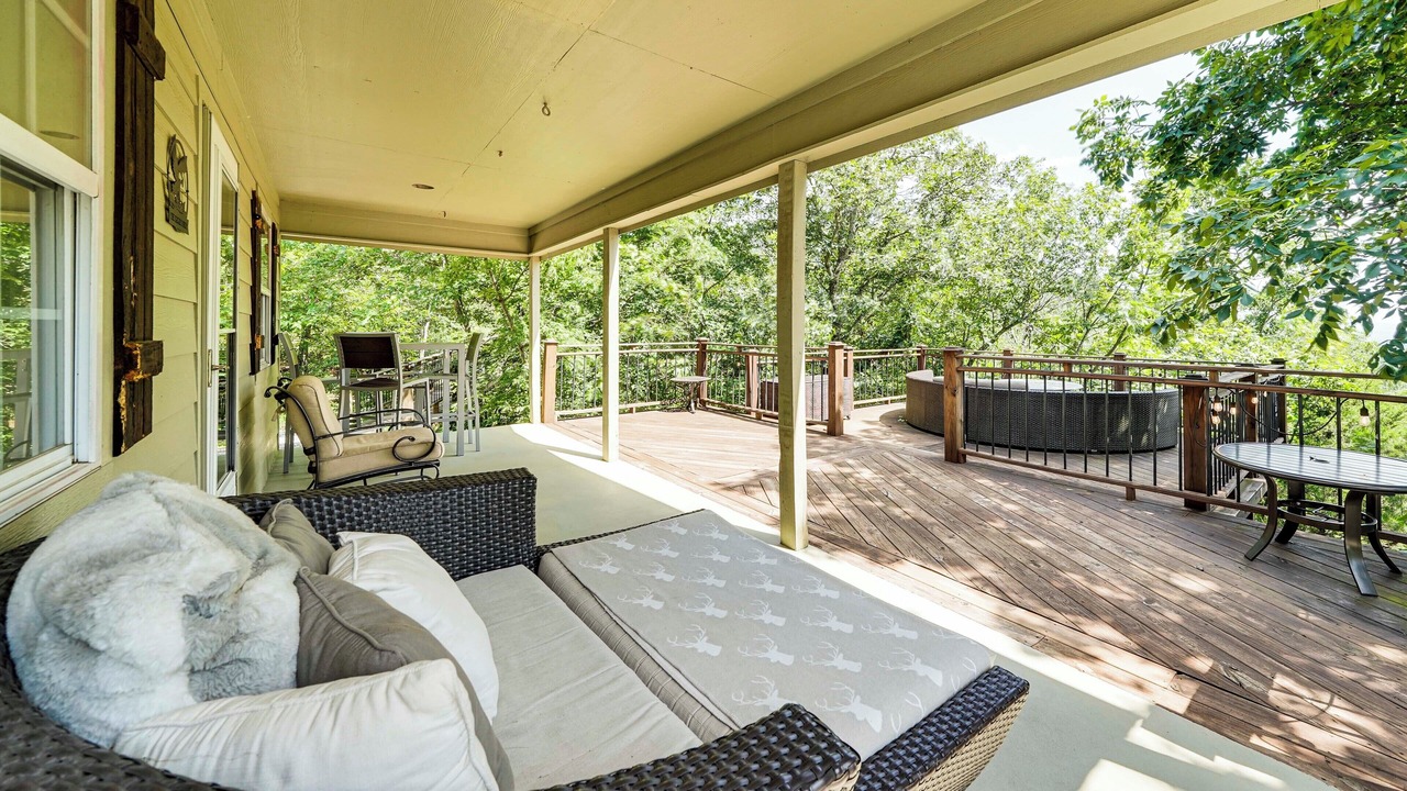 Photo of Outdoor in Clayton