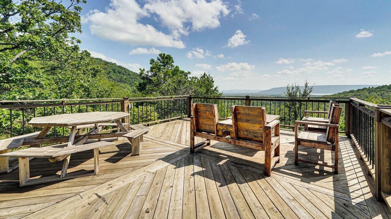 Photo of Outdoor in Clayton