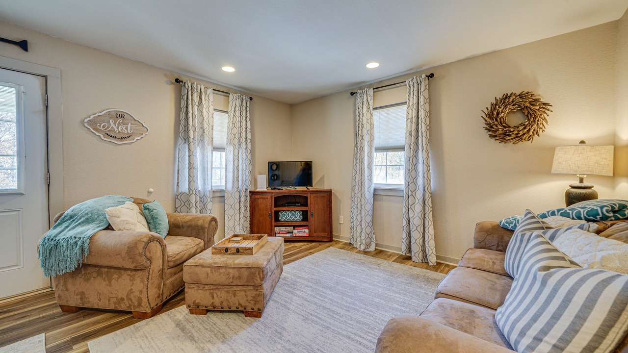 Photo of Livingroom in Clayton