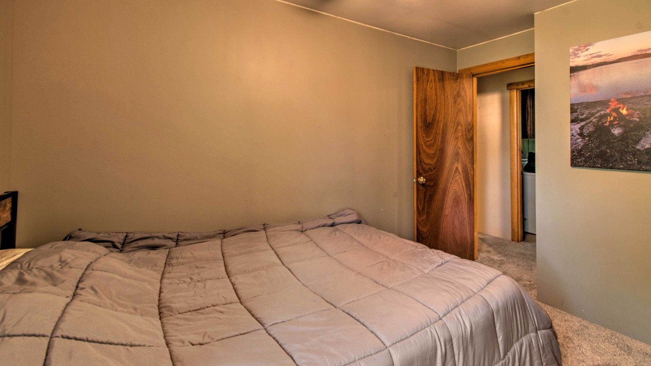 Photo of Bedroom in Camp Grove