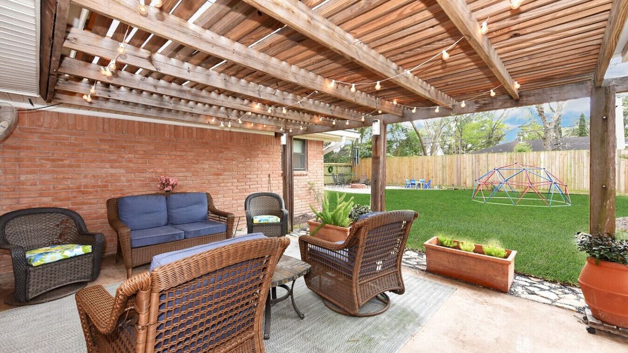 Photo of Patio Balcony in Westbury