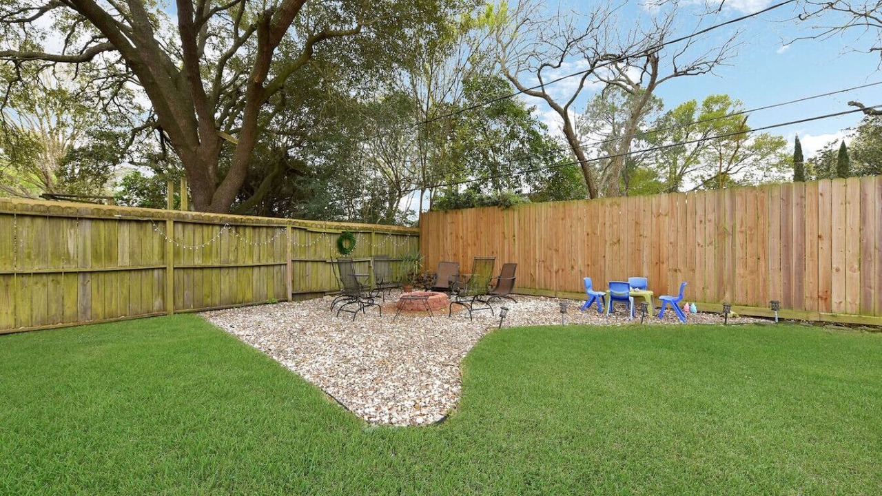 Photo of Outdoor in Westbury