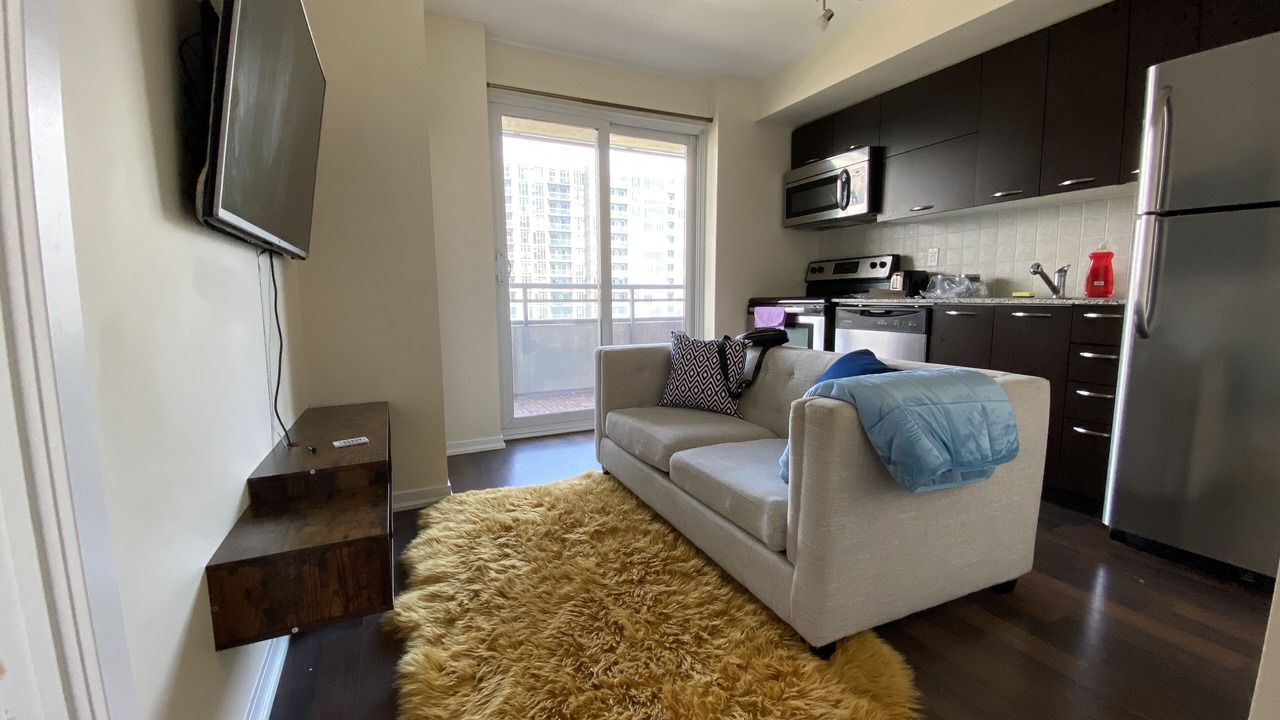 Photo of Livingroom in Beaconsfield Village