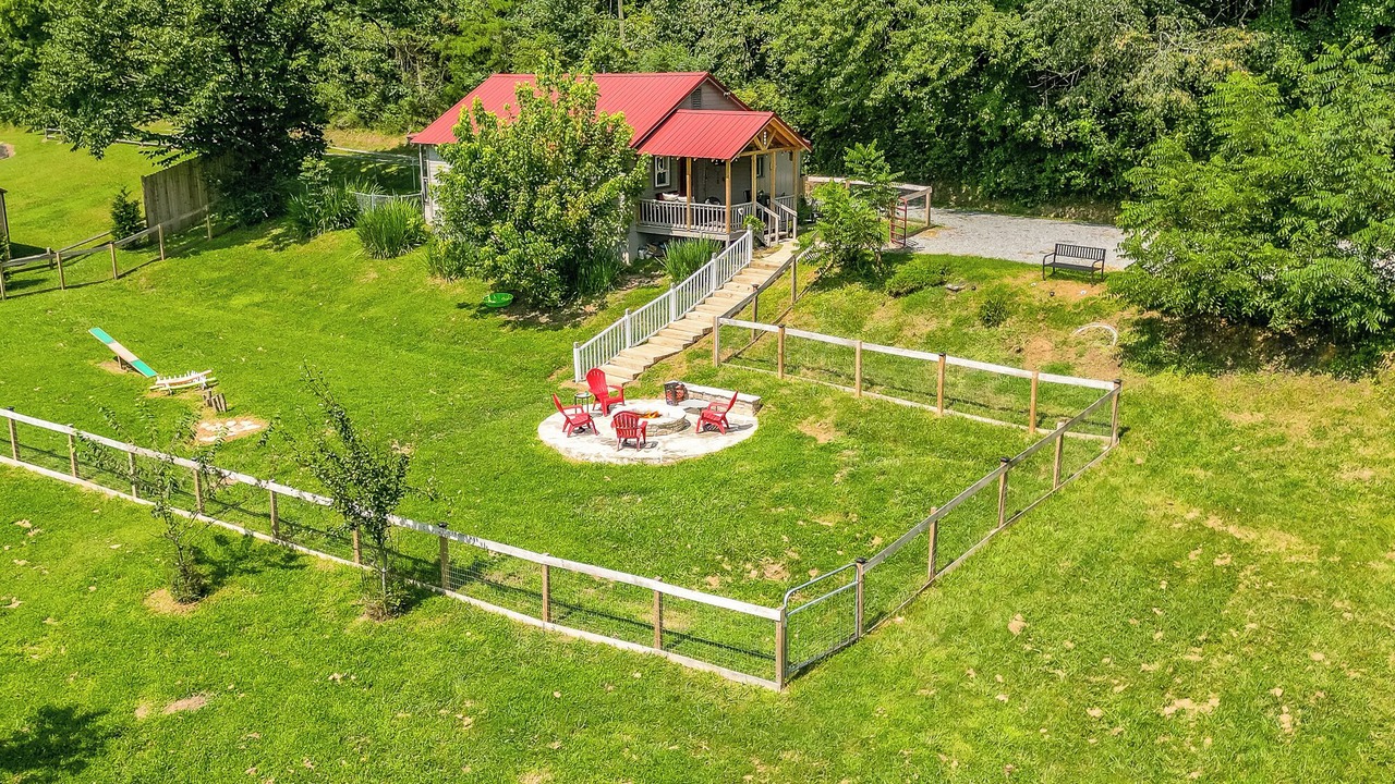 Photo of Outdoor in Ellijay