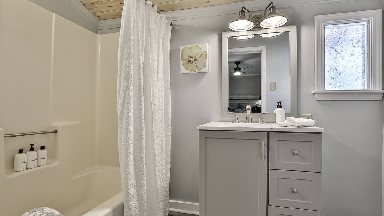 Photo of Bathroom in Ellijay