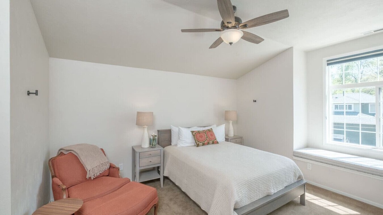 Photo of Bedroom in Corvallis