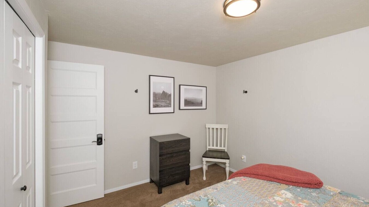 Photo of Bedroom in Corvallis