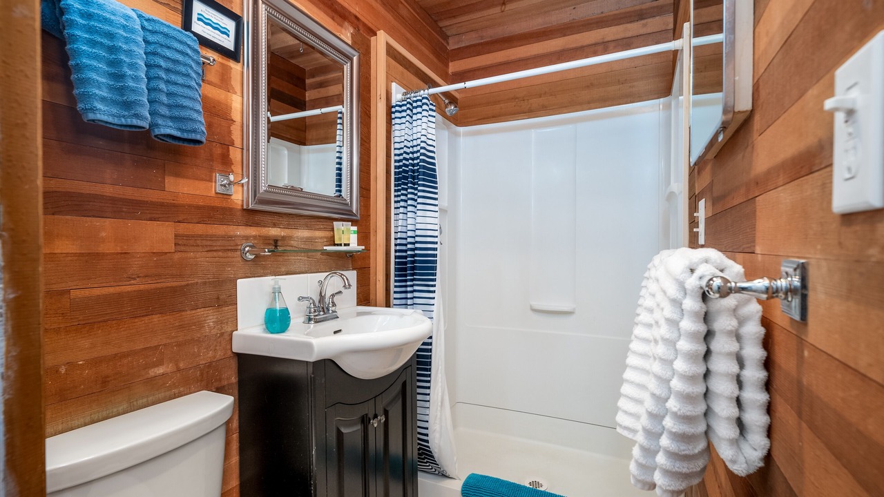 Photo of Bathroom in Otter Rock