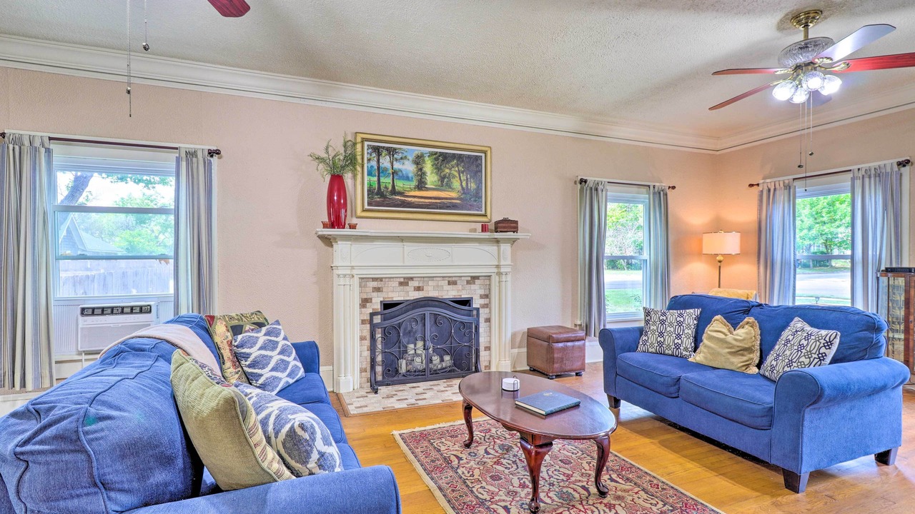 Photo of Livingroom in Corsicana