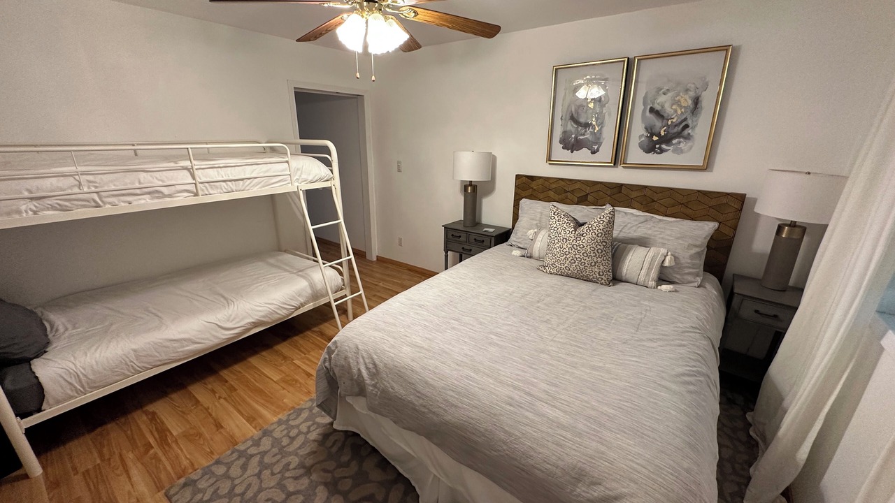 Photo of Bedroom in Robertson County