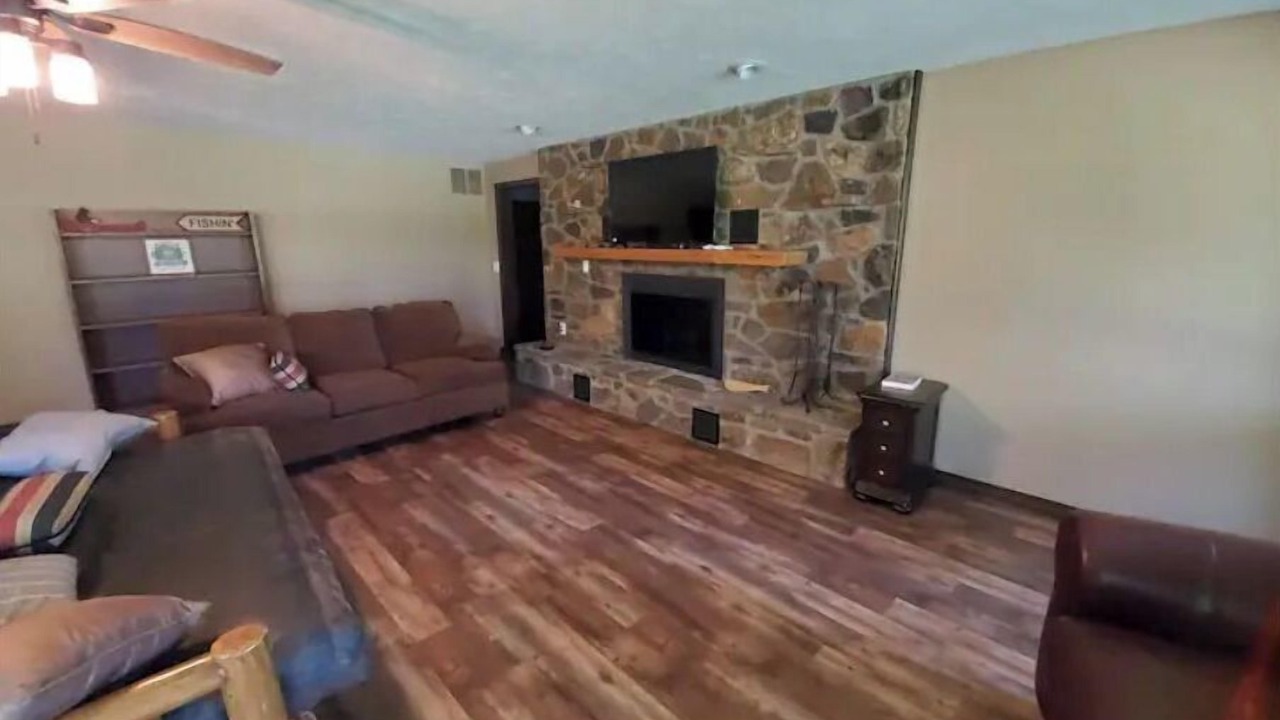 Photo of Livingroom in Flippin