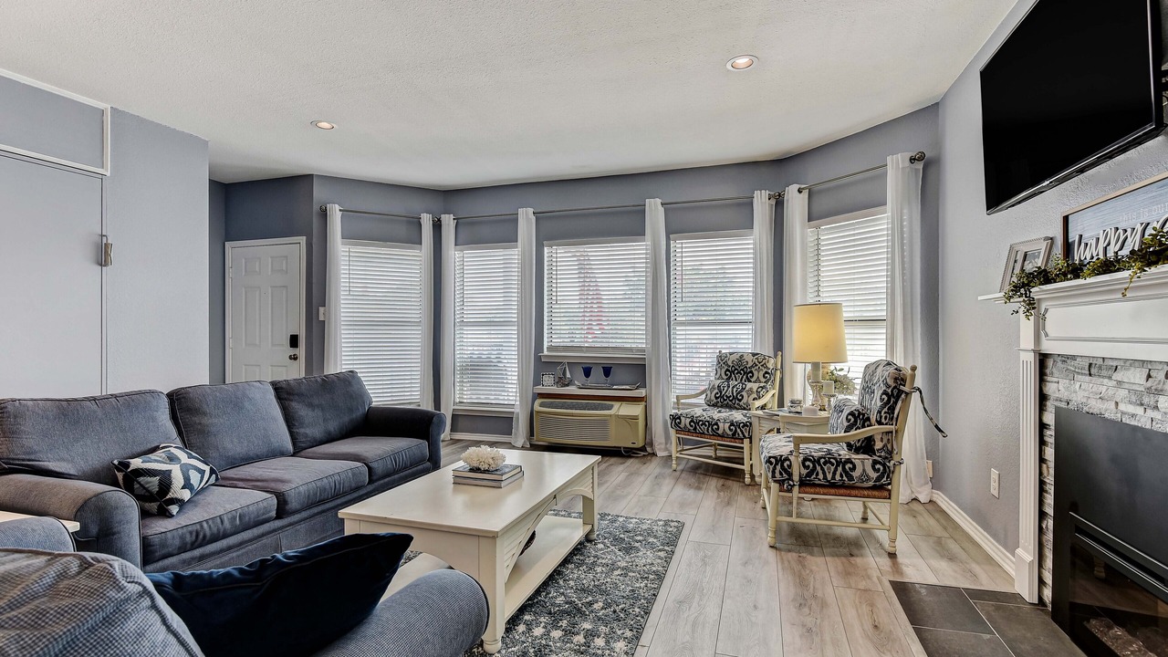 Photo of Livingroom in Pottsboro