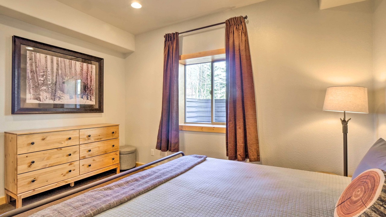 Photo of Bedroom in Indian Mountain