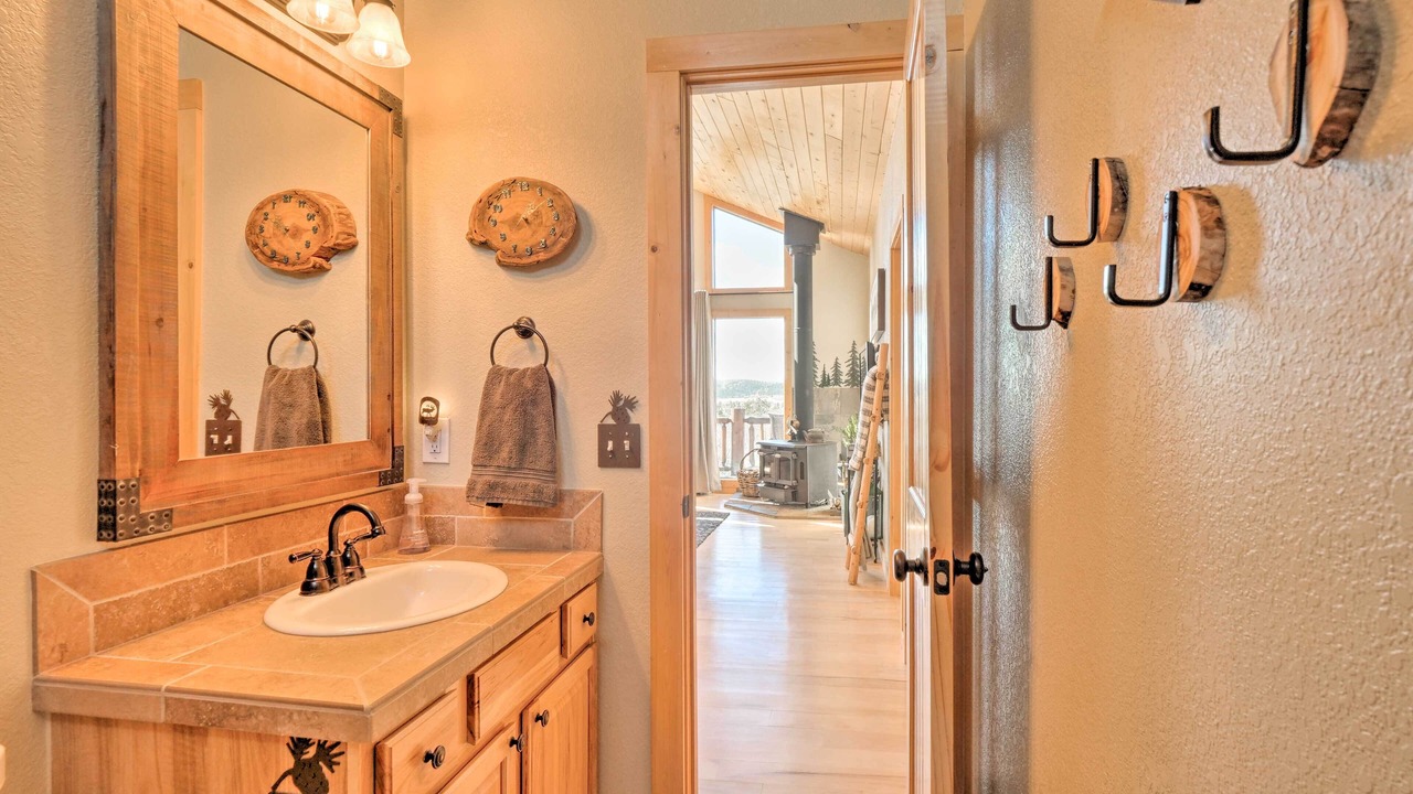 Photo of Bathroom in Indian Mountain