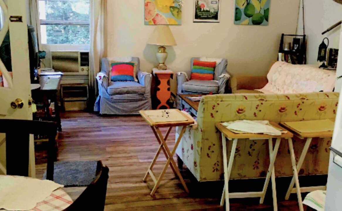 Photo of Livingroom in Dunsmuir