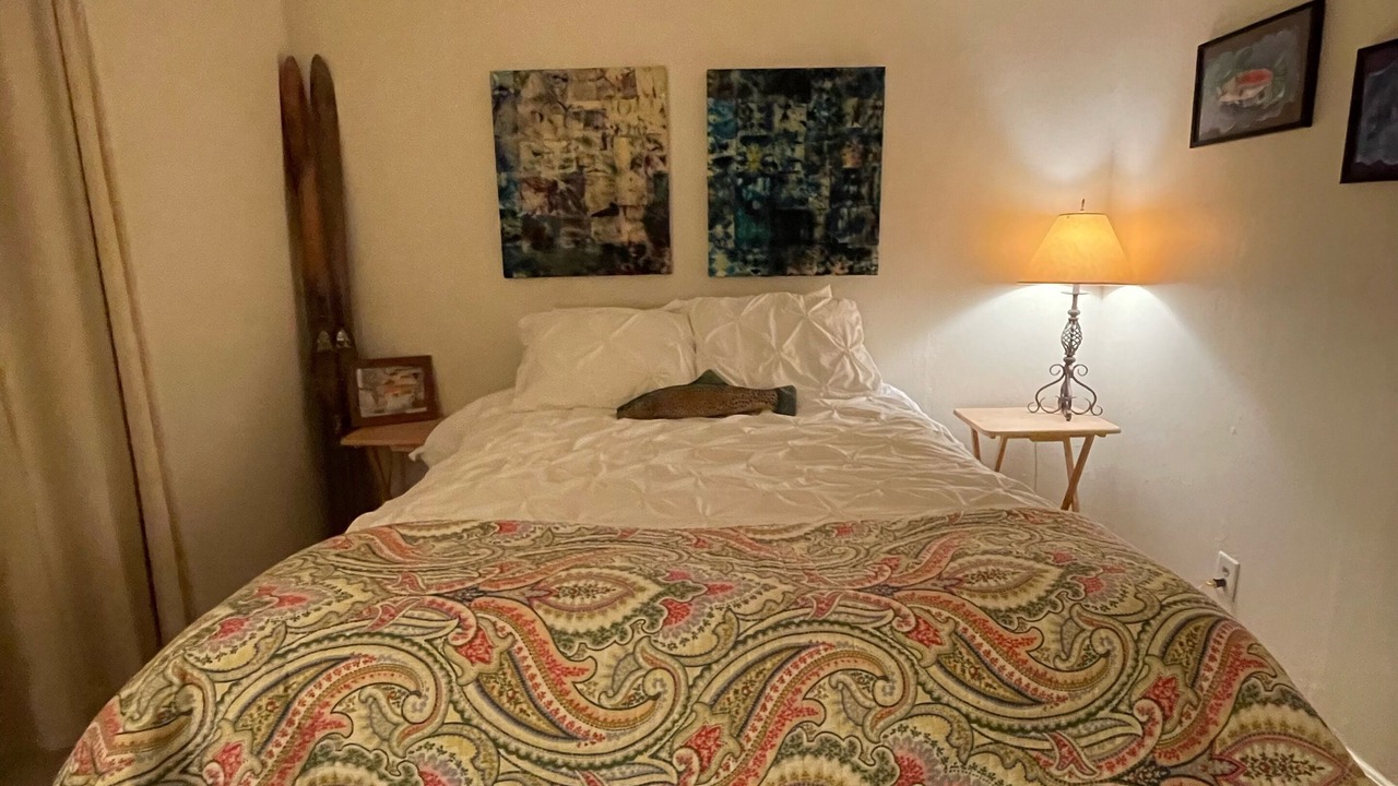 Photo of Bedroom in Dunsmuir